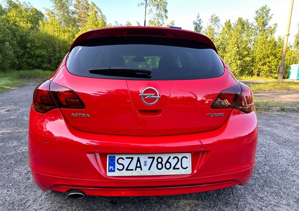 Opel Astra cena 33500 przebieg: 173000, rok produkcji 2011 z Zawiercie małe 352